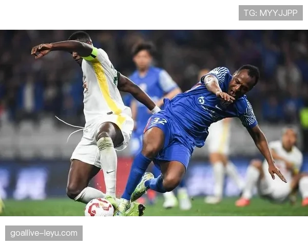 足球杯赛即将点燃激情赛季,球迷热切期待精彩对决 足球杯赛即将点燃激情赛季,球迷热切期待精彩对决