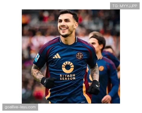 帕雷德斯防守端表现抢眼,激发全队拼搏斗志 帕雷德斯防守端表现抢眼,激发全队拼搏斗志