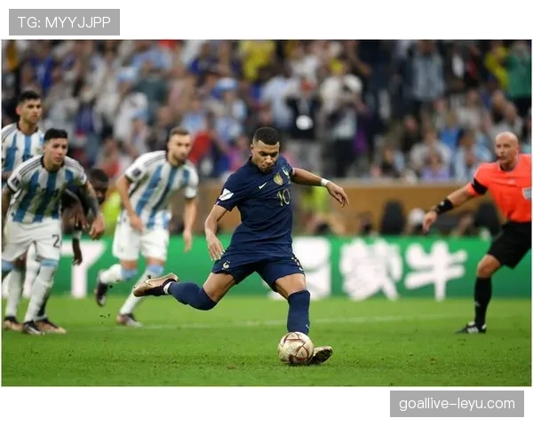 南美足球防守体系深度解析：如何持续提升防线坚固性与实战效能