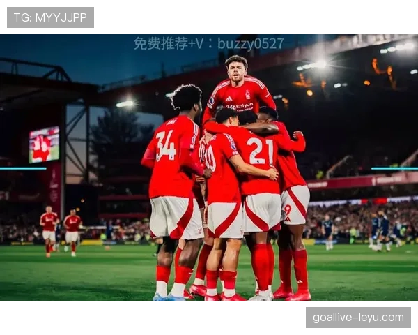 英超老鹰状态回暖，战术调整成夺冠关键转折点