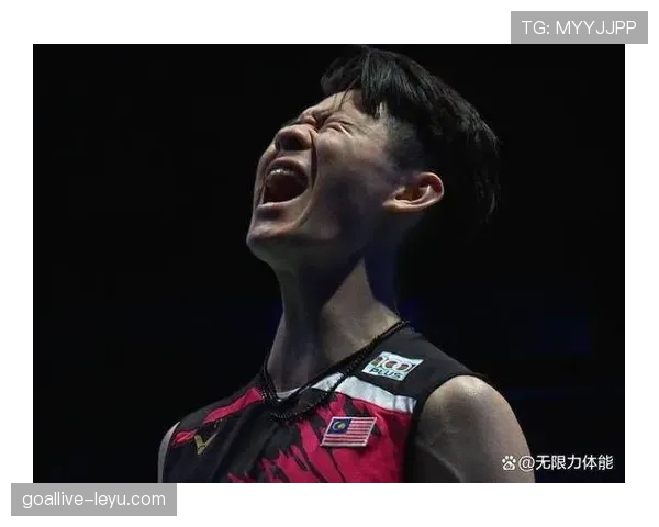 李梓嘉手上那块表比我家首付还贵，看着就像在刷富豪日常